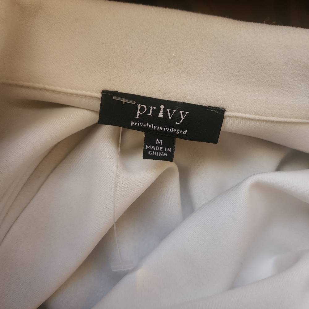 Privy Elegant Off-White Trench Coat - Picture 4 of 4